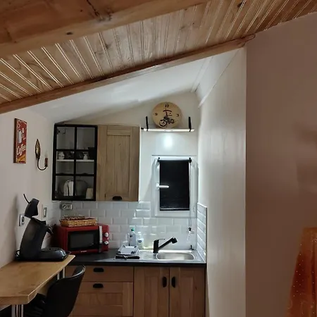 Apartament Independant Entierement Equipe