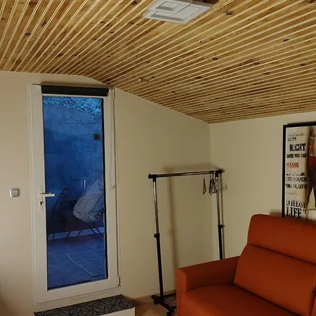 Apartmán Independant Entierement Equipe Ger (Pyrenees-Atlantiques)
